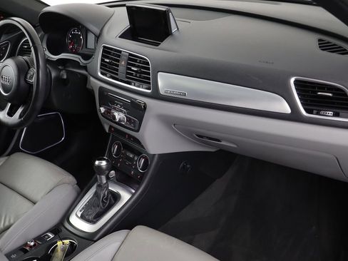 Used 2017 Audi Q3 2.0T Prestige w/ Prestige Package image 20