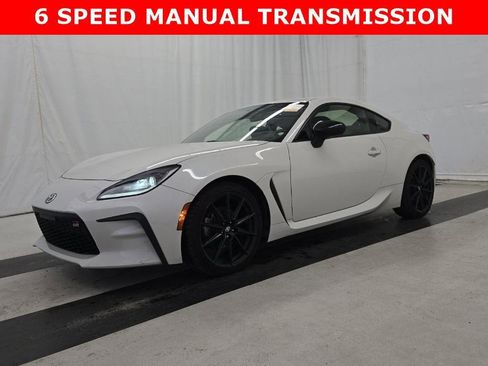 Used 2023 Toyota GR86 Premium w/ ALL Weather Mat Package (TMS) RWD image 1