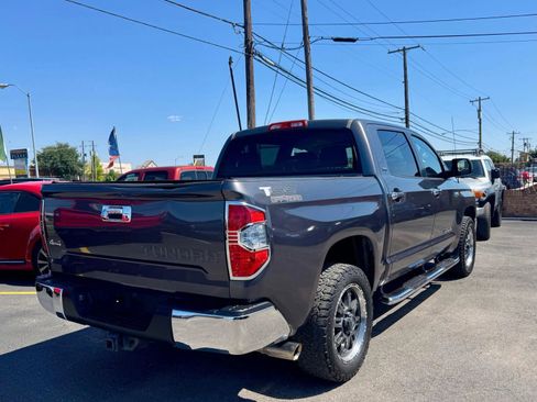 Used 2016 Toyota Tundra SR5 w/ SR5 Upgrade Package AWD/4WD image 9