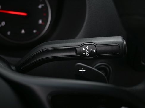 Used 2024 Mercedes-Benz Sprinter 2500 image 16