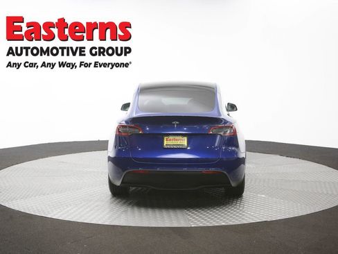 Used 2021 Tesla Model Y Long Range AWD/4WD image 31