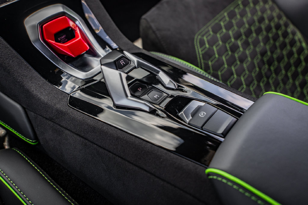 Used 2024 Lamborghini Huracan Tecnica RWD image 30