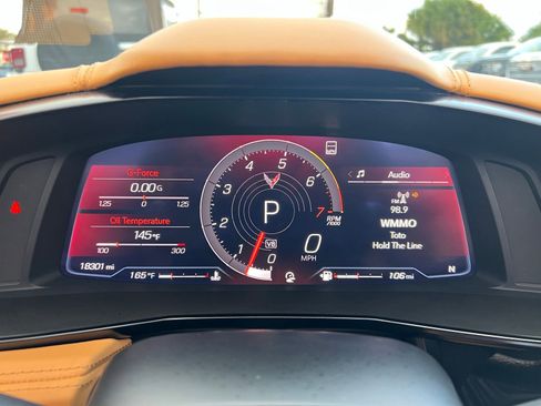 Used 2021 Chevrolet Corvette Stingray Premium Conv w/ Z51 Performance Package image 44