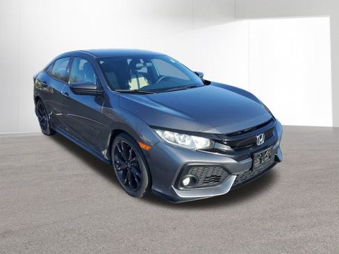 Used 2018 Honda Civic Sport image 12