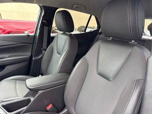 Used 2025 Buick Encore GX Preferred FWD image 23