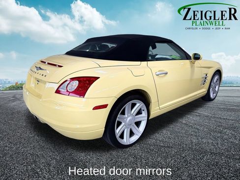 Used 2005 Chrysler Crossfire Limited RWD image 6