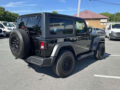 Used 2023 Jeep Wrangler Sport AWD/4WD image 6