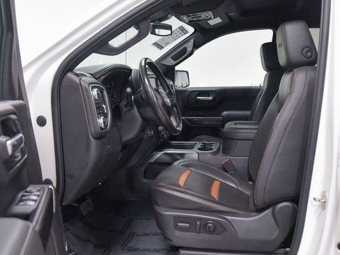 Used 2022 GMC Sierra 1500 AT4 w/ AT4 Premium Package image 2