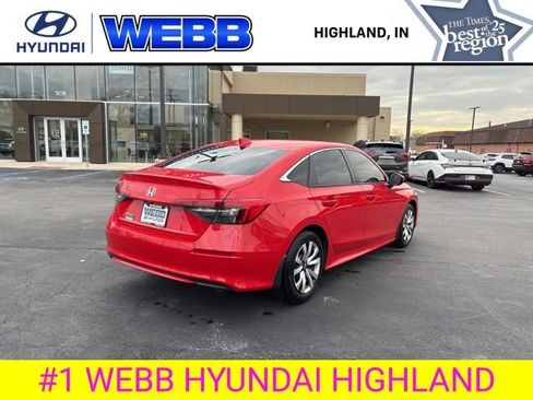 Used 2023 Honda Civic LX image 4