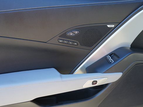 Used 2016 Chevrolet Corvette Stingray Coupe w/ 2LT Preferred Equipment Group image 9