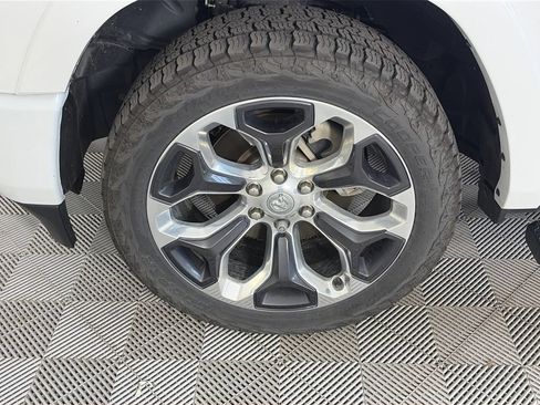 Used 2021 RAM 1500 Limited w/ Bed Utility Group AWD/4WD image 8