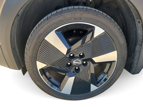 Used 2026 Nissan Kicks SR FWD image 19