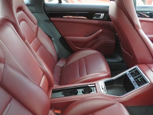 Used 2018 Porsche Panamera 4 AWD/4WD image 12