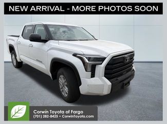 Used 2024 Toyota Tundra SR5 w/ SR5 Premium Package AWD/4WD video 1