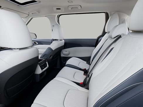New 2026 Kia Carnival Hybrid FWD image 18