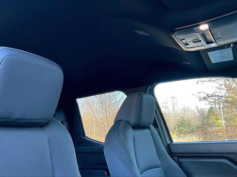 Used 2024 Toyota Tacoma TRD Off-Road image 13