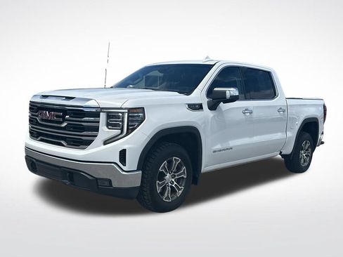 Used 2025 GMC Sierra 1500 SLT RWD image 2