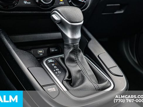 Used 2025 Kia Soul LX w/ LX Technology Package image 43