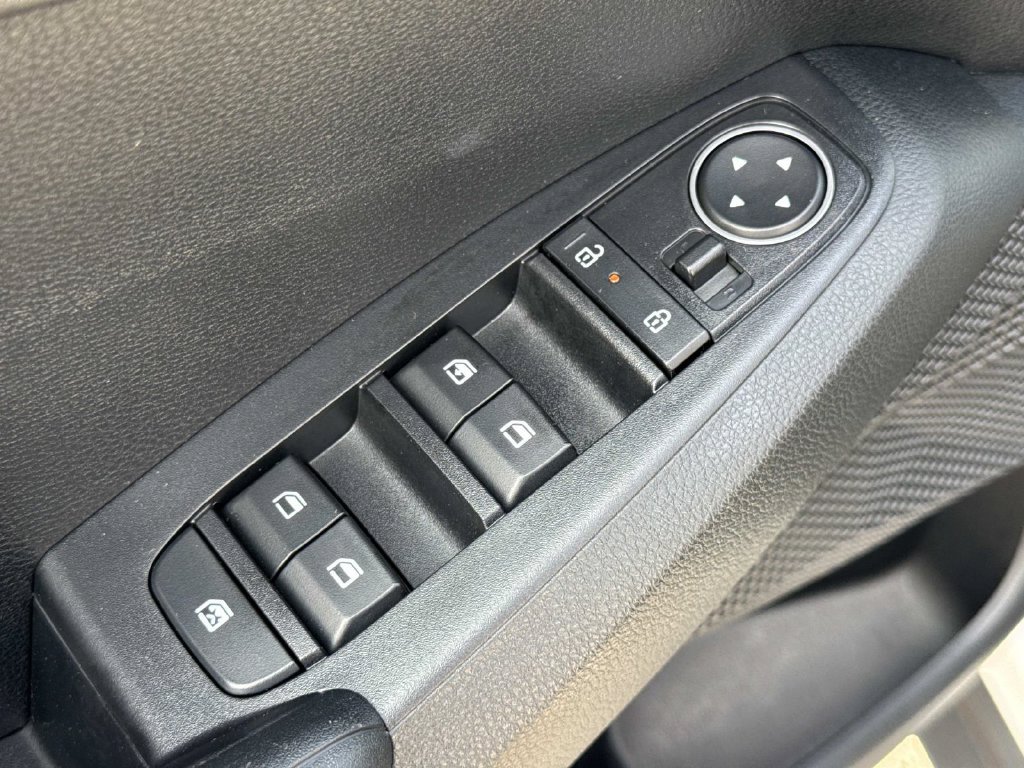 Used 2026 Kia Seltos LX FWD image 16