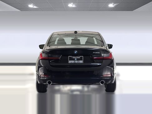 Used 2026 BMW 330i Sedan w/ Convenience Package image 9