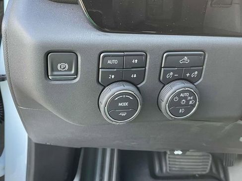 New 2025 Chevrolet Silverado 1500 RST w/ Convenience Package II AWD/4WD image 15