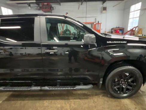 Used 2024 Chevrolet Silverado 1500 Custom AWD/4WD image 6