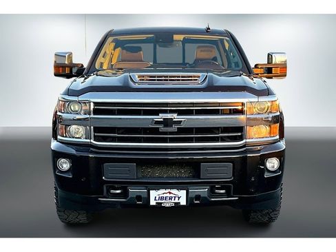 Used 2019 Chevrolet Silverado 3500 High Country w/ Duramax Plus Package image 2
