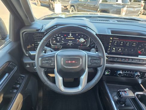 Used 2022 GMC Sierra 1500 Elevation w/ X31 Off-Road Package AWD/4WD image 20