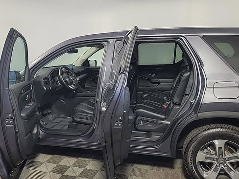 Certified 2023 Honda Pilot EX-L image 16