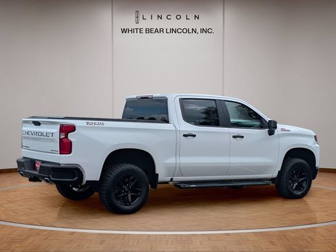 Used 2019 Chevrolet Silverado 1500 Custom Trail Boss w/ Custom Convenience Package AWD/4WD image 5