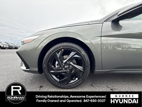 New 2026 Hyundai Elantra SEL Sport Premium w/ Cargo Package FWD image 11