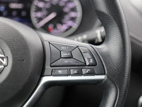 Used 2024 Nissan Sentra SV image 13