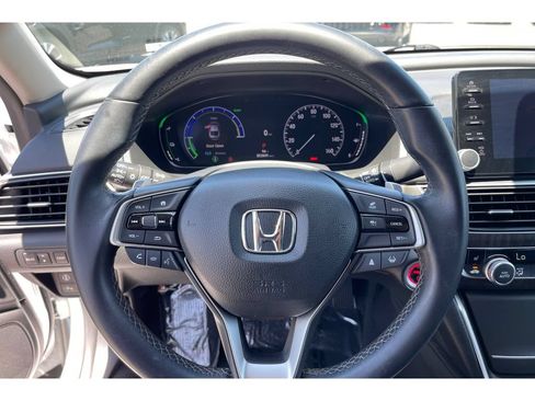 Certified 2022 Honda Accord Touring image 33