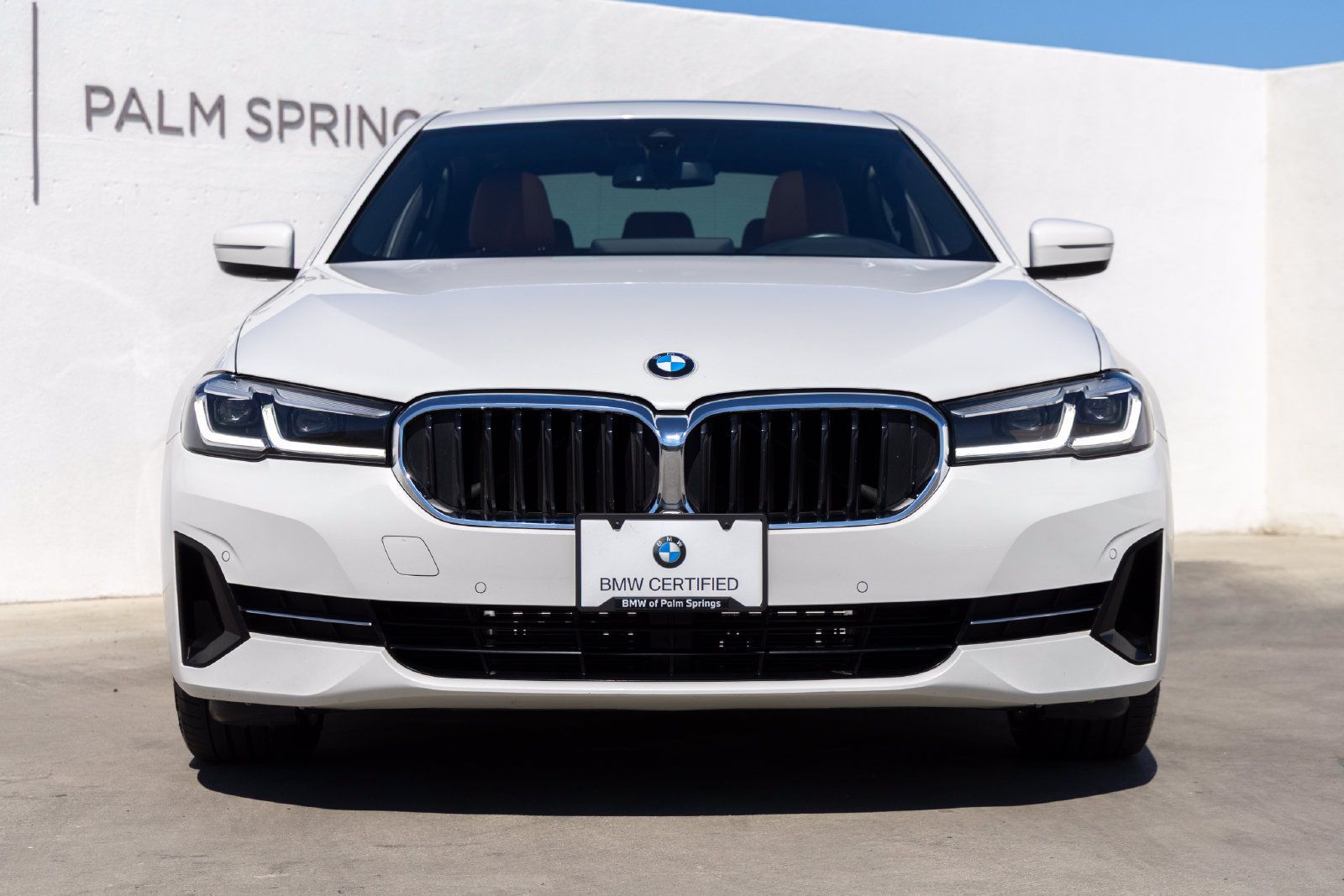 Certified 2023 BMW 530i w/ Premium Package RWD image 4
