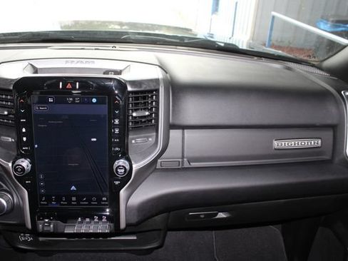 Used 2024 RAM 2500 Big Horn w/ Night Edition AWD/4WD image 25