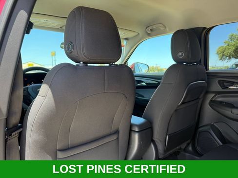 Used 2025 Chevrolet TrailBlazer LT FWD image 16
