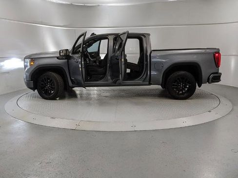 Used 2020 GMC Sierra 1500 Elevation w/ Elevation Value Package image 12
