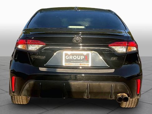 Used 2024 Toyota Corolla SE FWD image 5