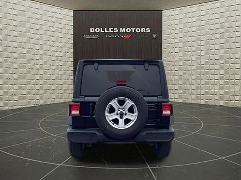 Certified 2022 Jeep Wrangler Unlimited Sport AWD/4WD image 6