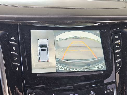 Used 2016 Cadillac Escalade Platinum image 18