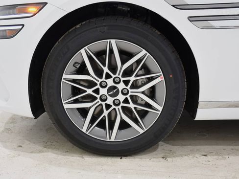 New 2025 Genesis G80 2.5T image 6