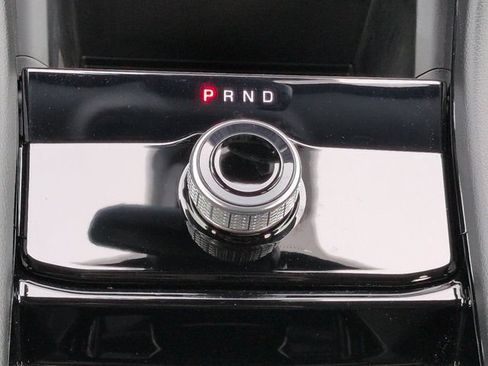 Used 2023 Jeep Grand Cherokee L Laredo RWD image 19