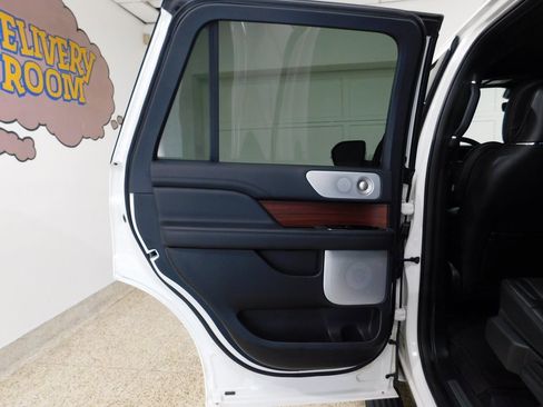 Used 2024 Lincoln Navigator Reserve w/ Equipment Group 201A image 81