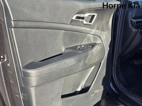 New 2026 Kia Sportage LX image 10