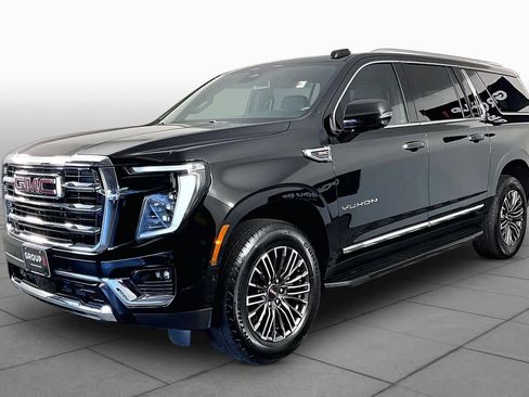 Used 2026 GMC Yukon XL Elevation RWD image 2