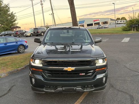 Used 2019 Chevrolet Silverado 1500 LT w/ All Star Edition image 19