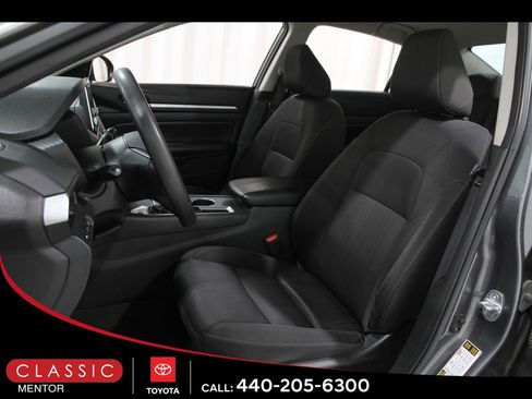 Used 2022 Nissan Altima 2.5 SV image 5