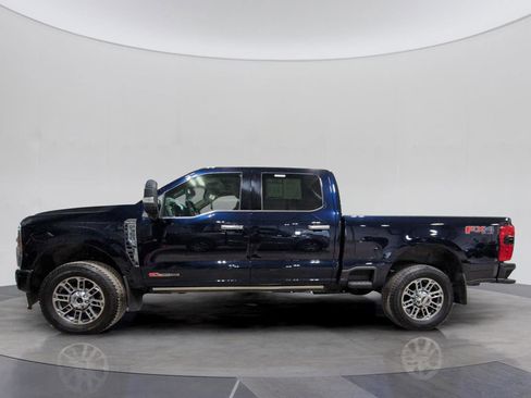 Used 2025 Ford F350 Platinum w/ Platinum Plus Package image 2