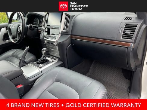 Certified 2020 Toyota Land Cruiser Heritage Edition AWD/4WD image 24