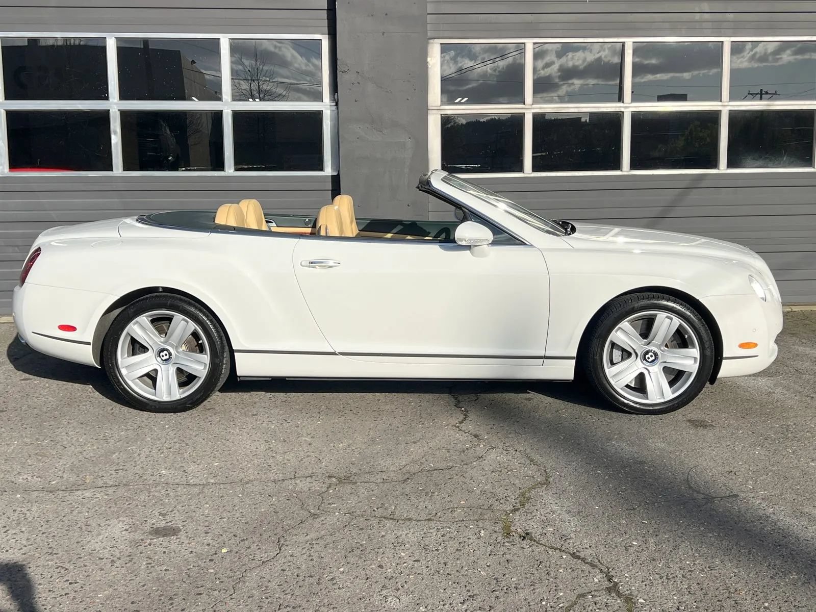 Used 2007 Bentley Continental GTC AWD/4WD image 5